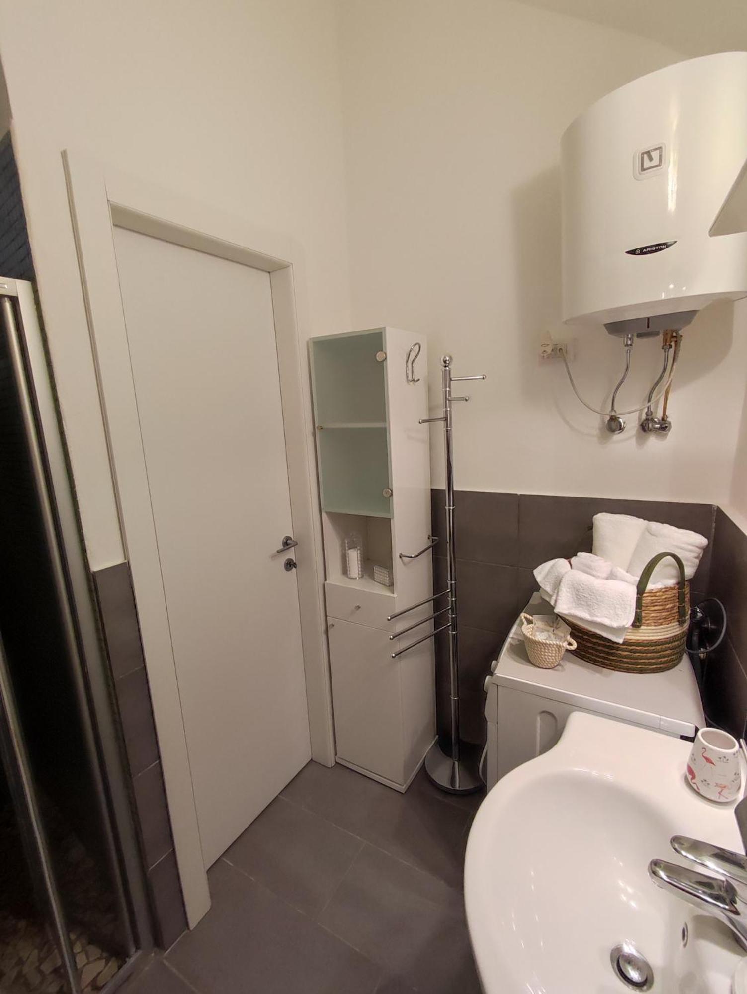 Antonella, App. Vittoria Apartment Tavernerio